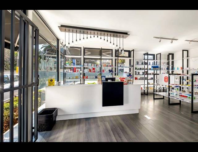 420M² BUSINESS FOR SALE IN PARKTOWN NORTH
